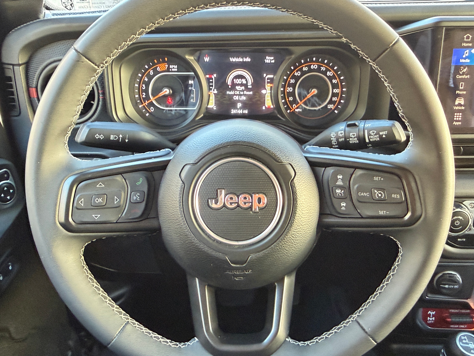 Thumbnail: 2025 Jeep Wrangler - 5