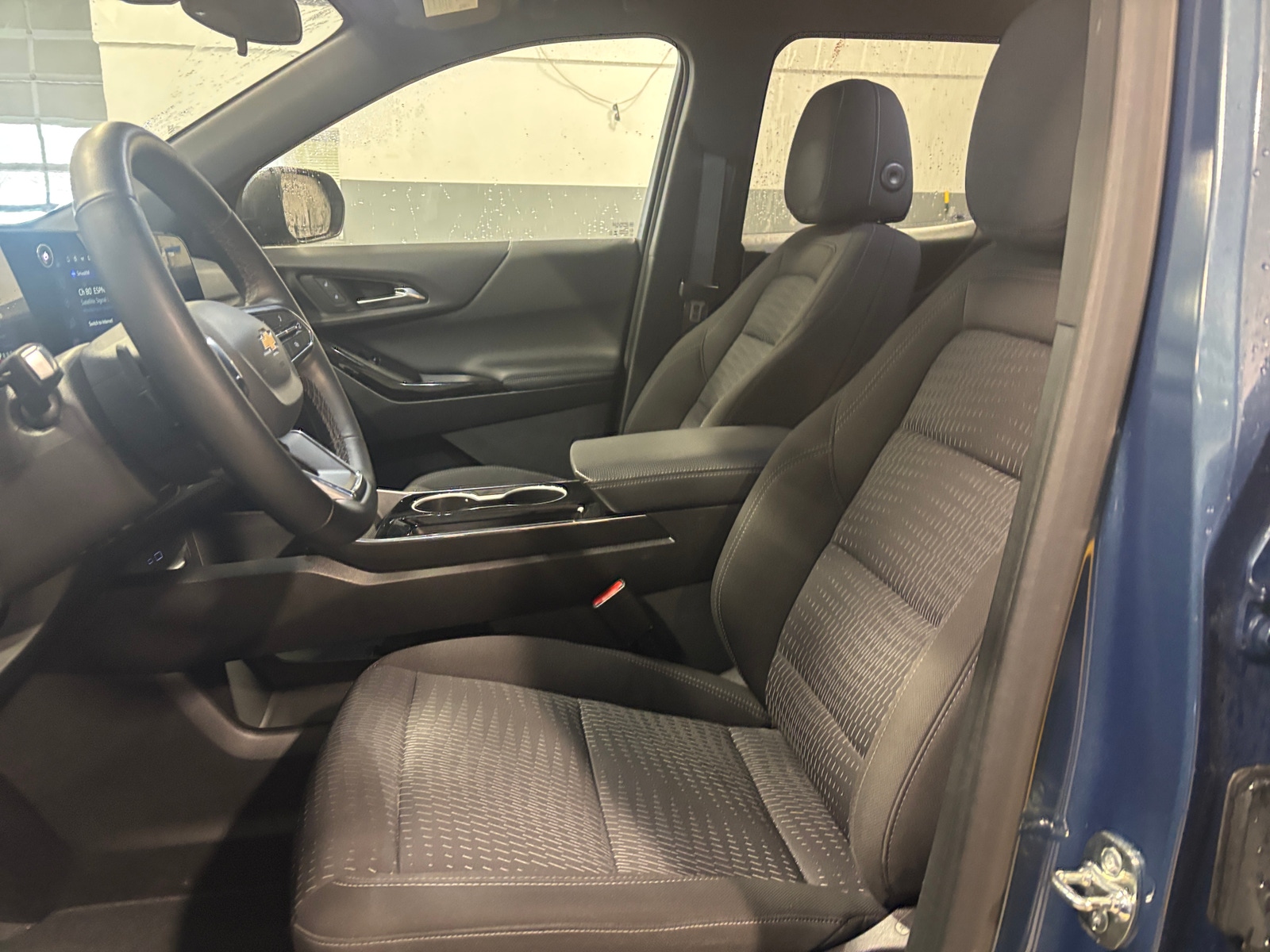 Thumbnail: 2025 Chevrolet Equinox - 2