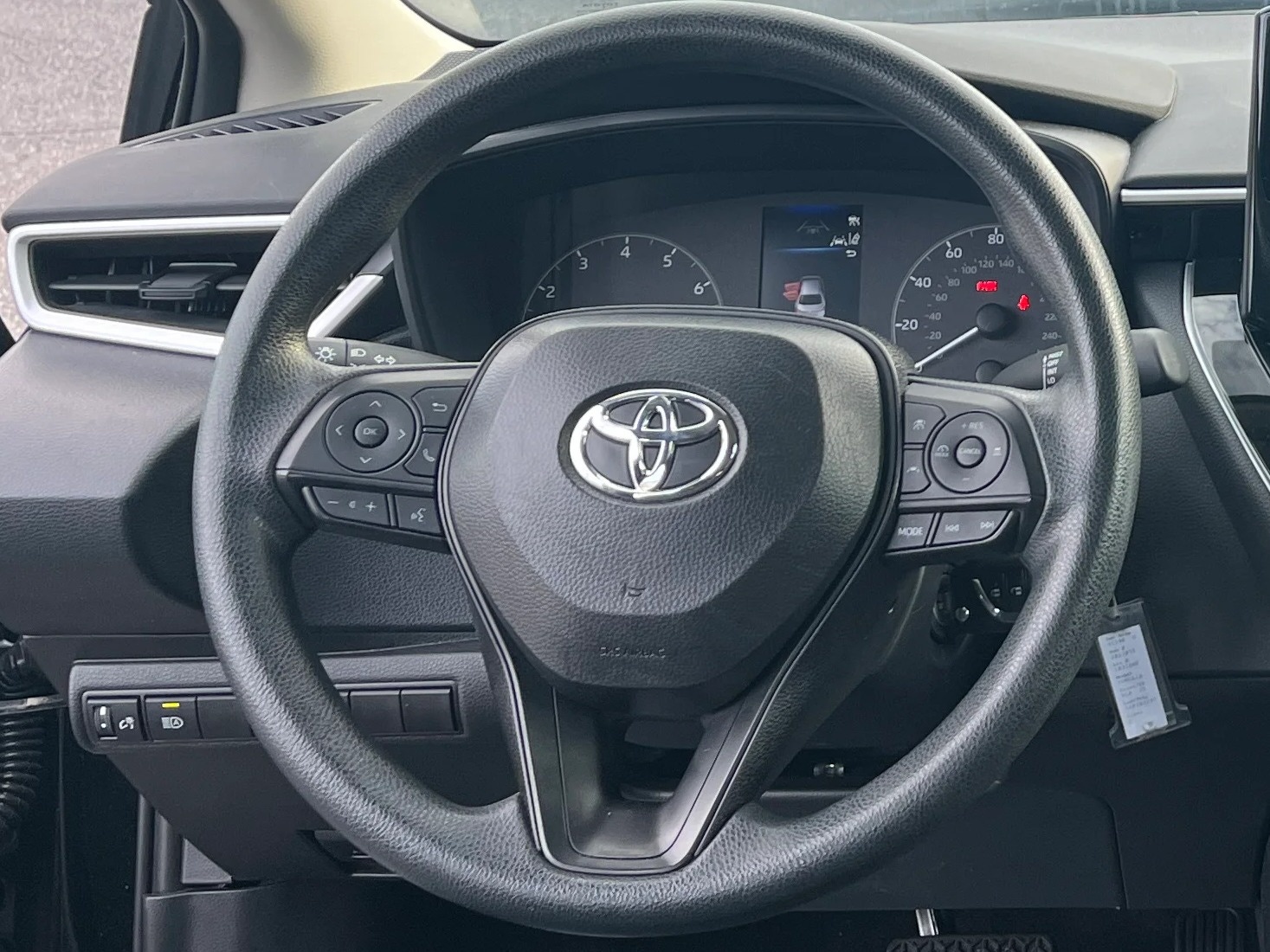 Thumbnail: 2025 Toyota Corolla - 5