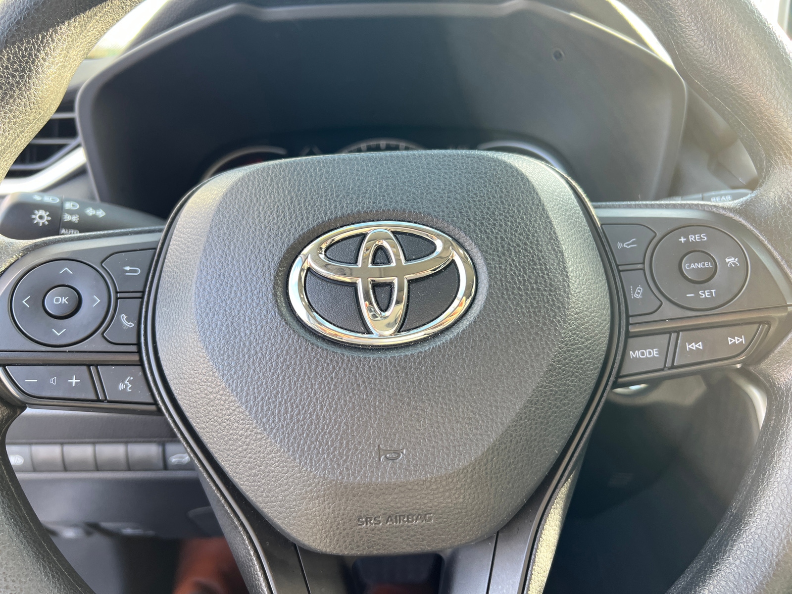 Thumbnail: 2025 Toyota RAV4 - 5