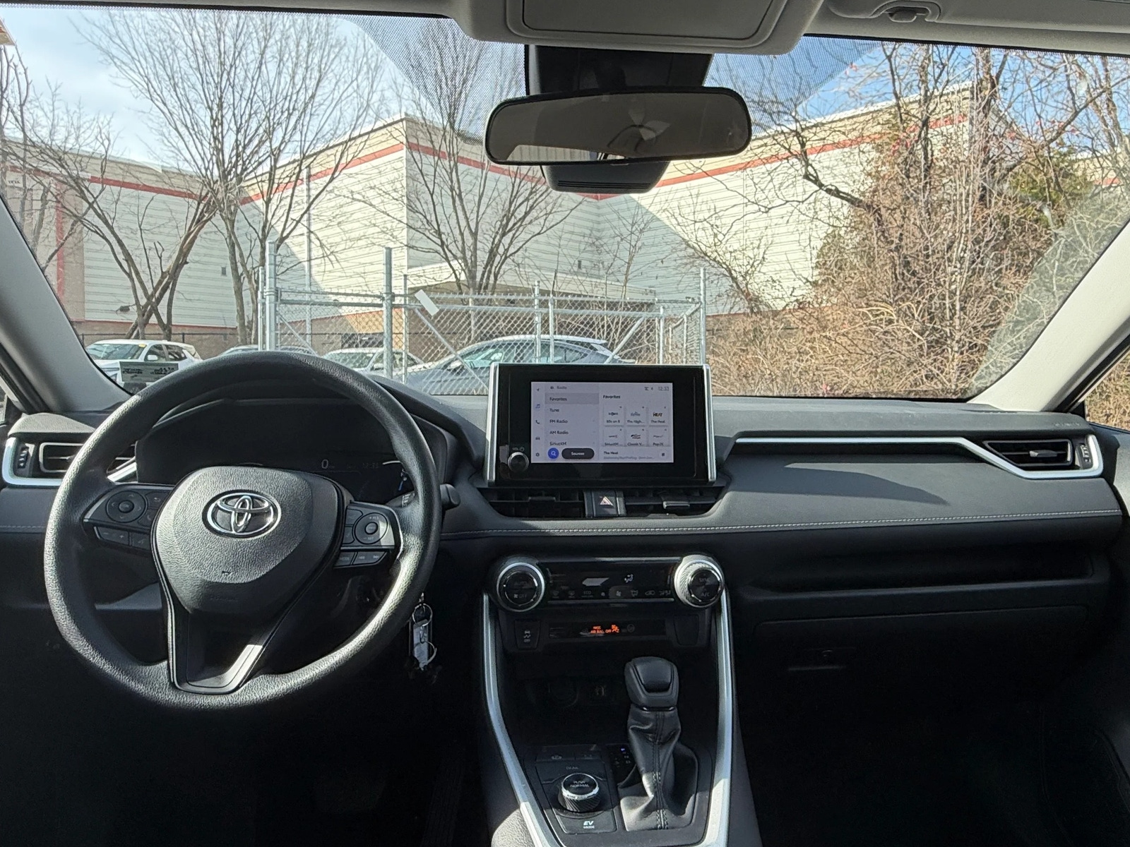 Thumbnail: 2025 Toyota RAV4 - 3