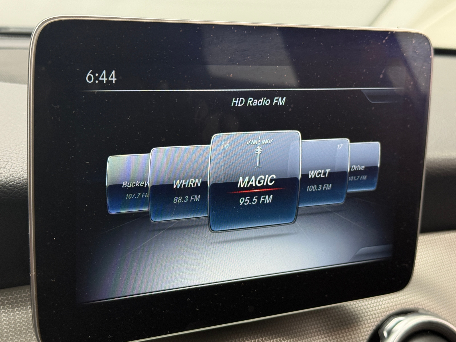 Thumbnail: 2020 Mercedes-Benz GLA - 3