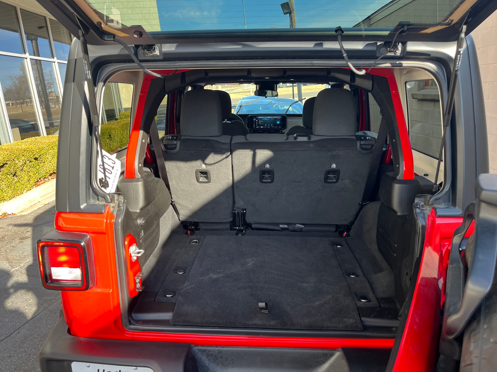 Thumbnail: 2025 Jeep Wrangler - 6