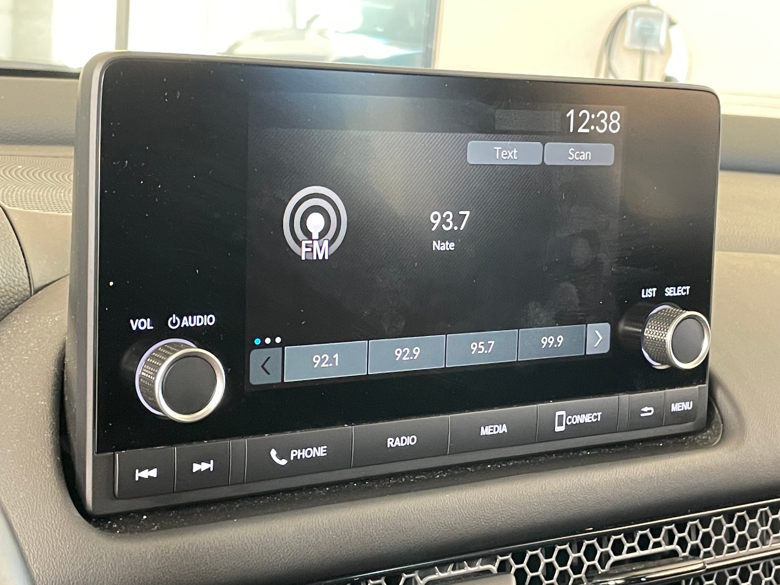 Thumbnail: 2025 Honda HR-V - 4