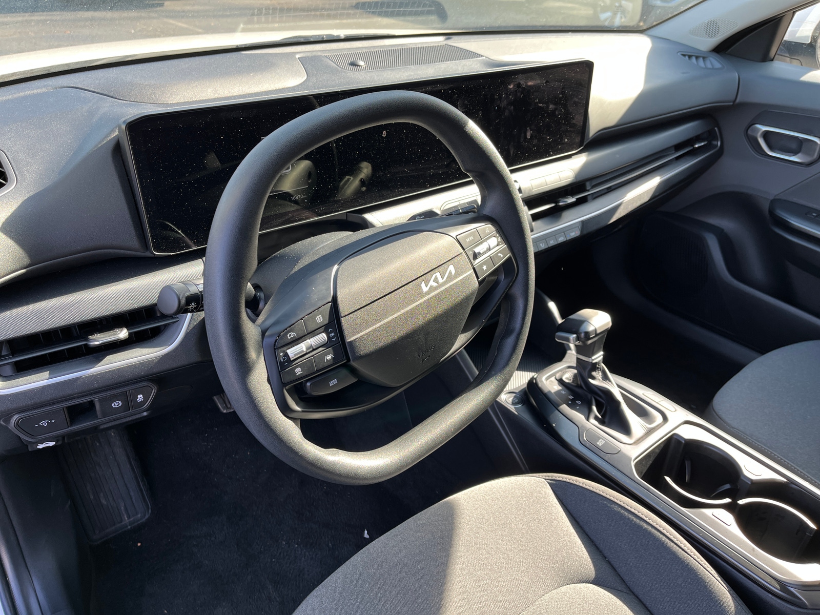 Thumbnail: 2025 Kia K4 - 5