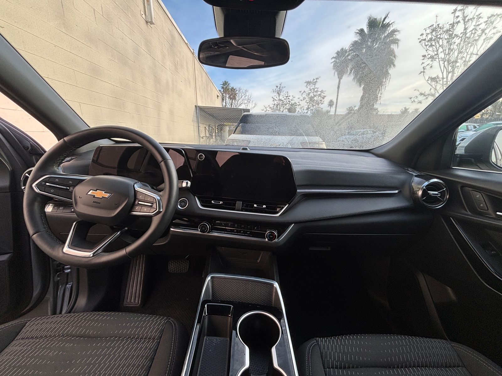 Thumbnail: 2025 Chevrolet Equinox - 3