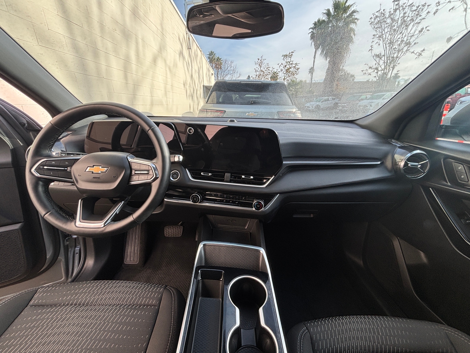 Thumbnail: 2025 Chevrolet Equinox - 3