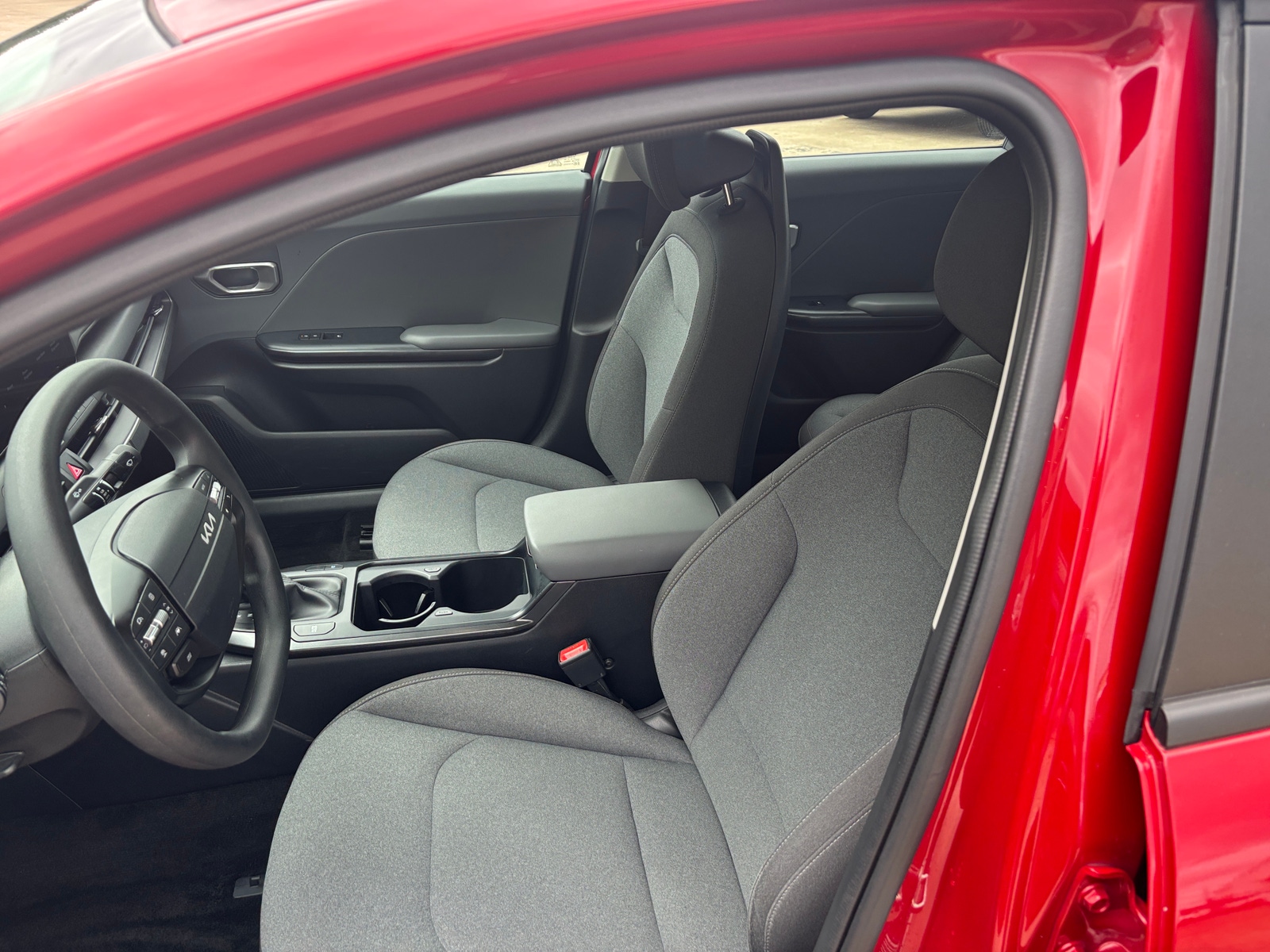 Thumbnail: 2025 Kia K4 - 2