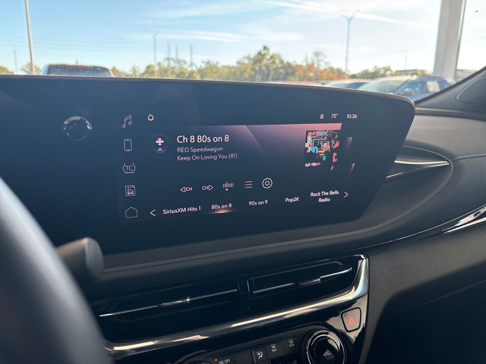 Thumbnail: 2025 Buick Envista - 3