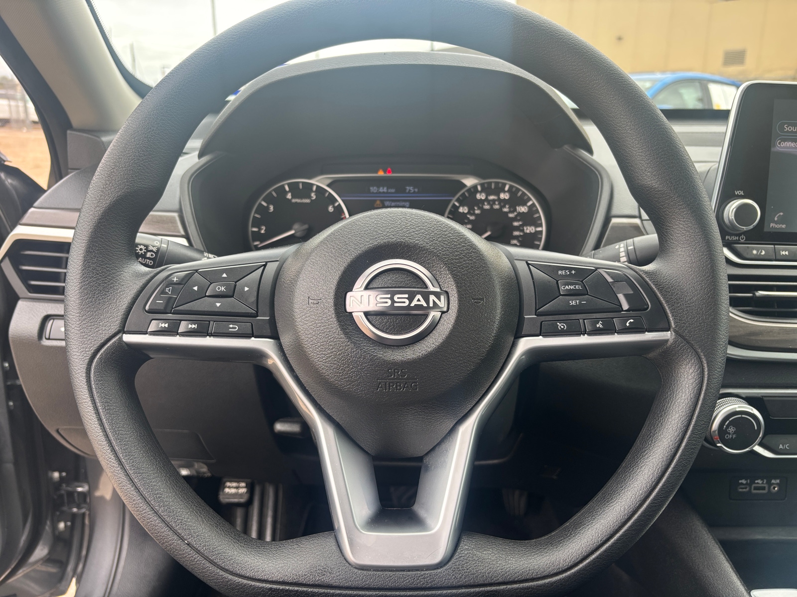 Thumbnail: 2025 Nissan Altima - 5