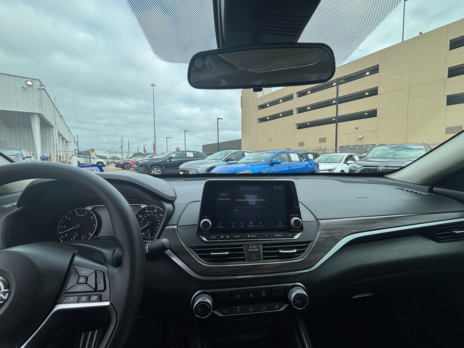 Thumbnail: 2025 Nissan Altima - 3