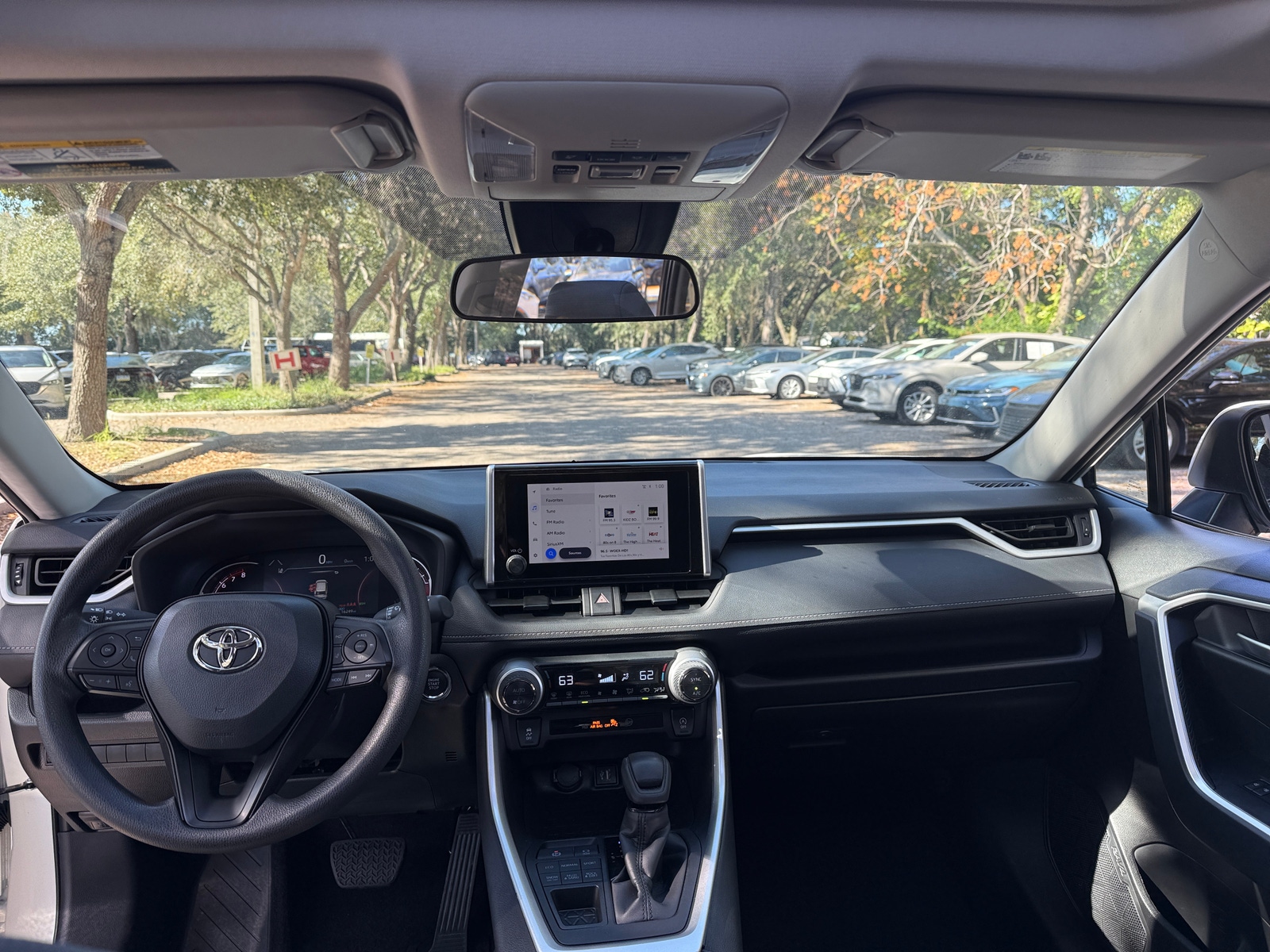 Thumbnail: 2025 Toyota RAV4 - 3