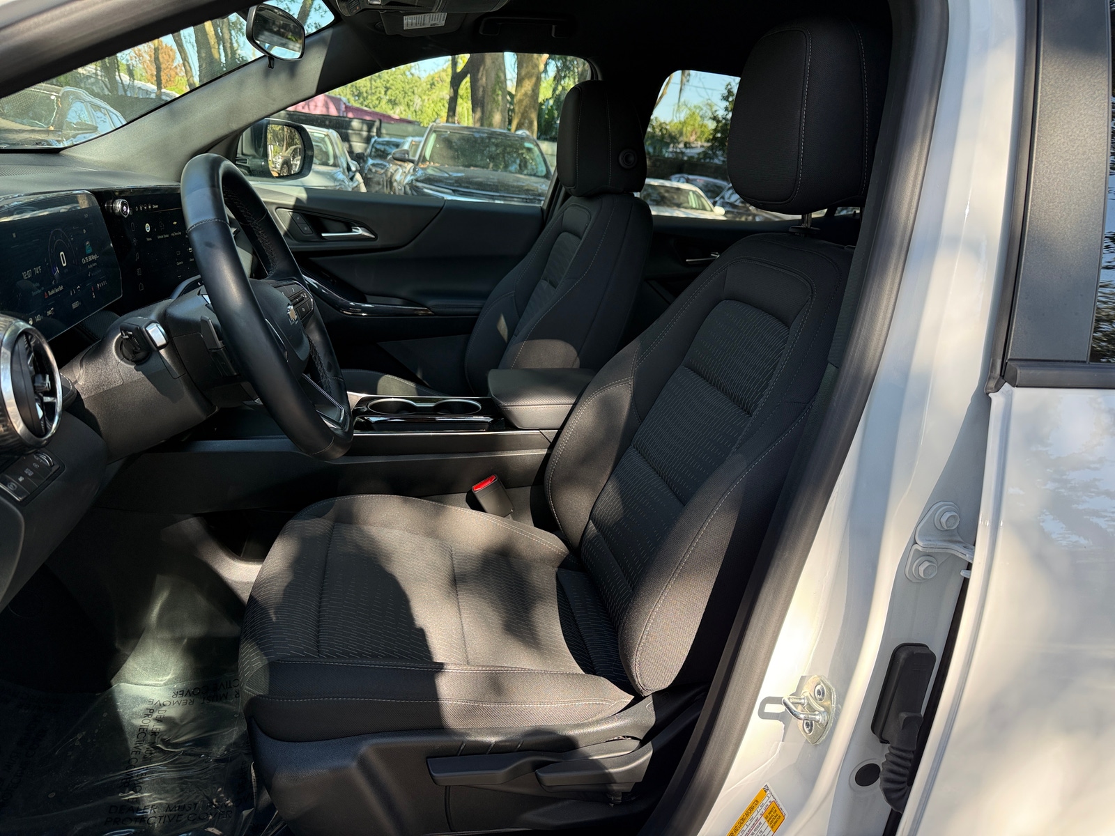 Thumbnail: 2025 Chevrolet Equinox - 2