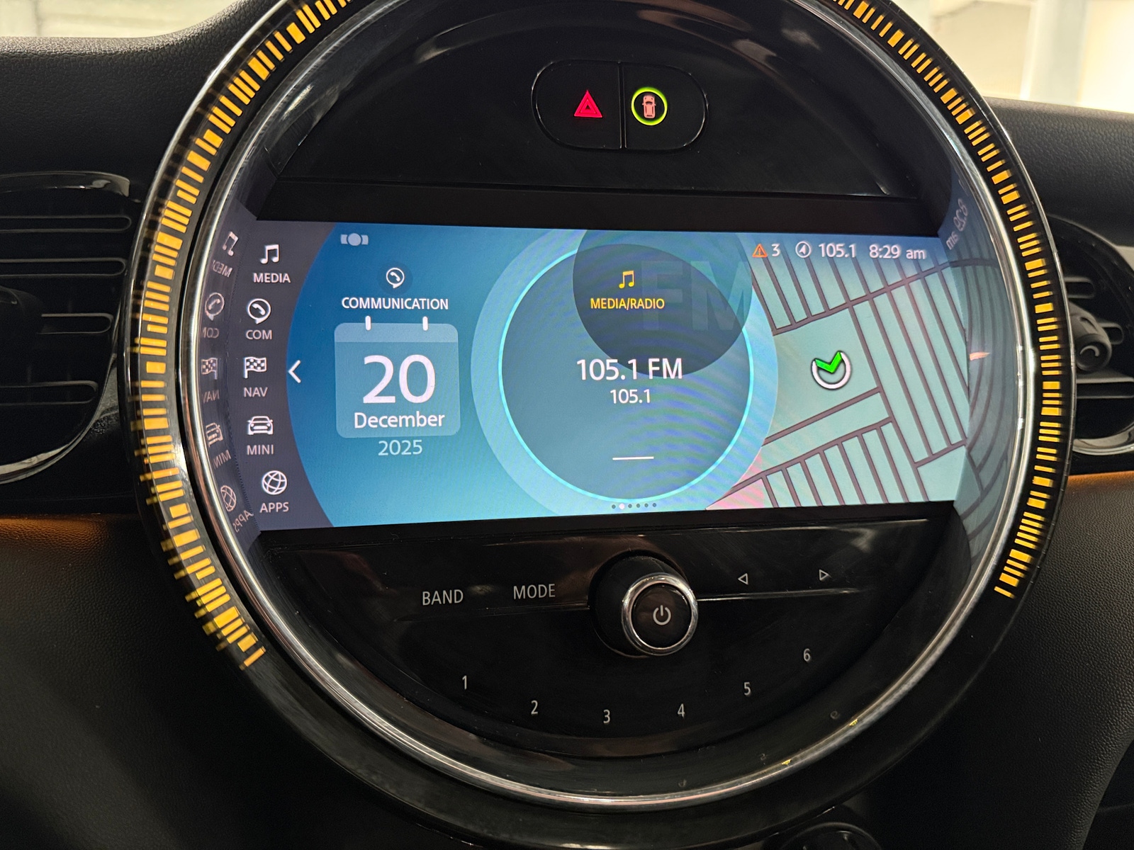 Thumbnail: 2024 MINI Cooper Hardtop - 3