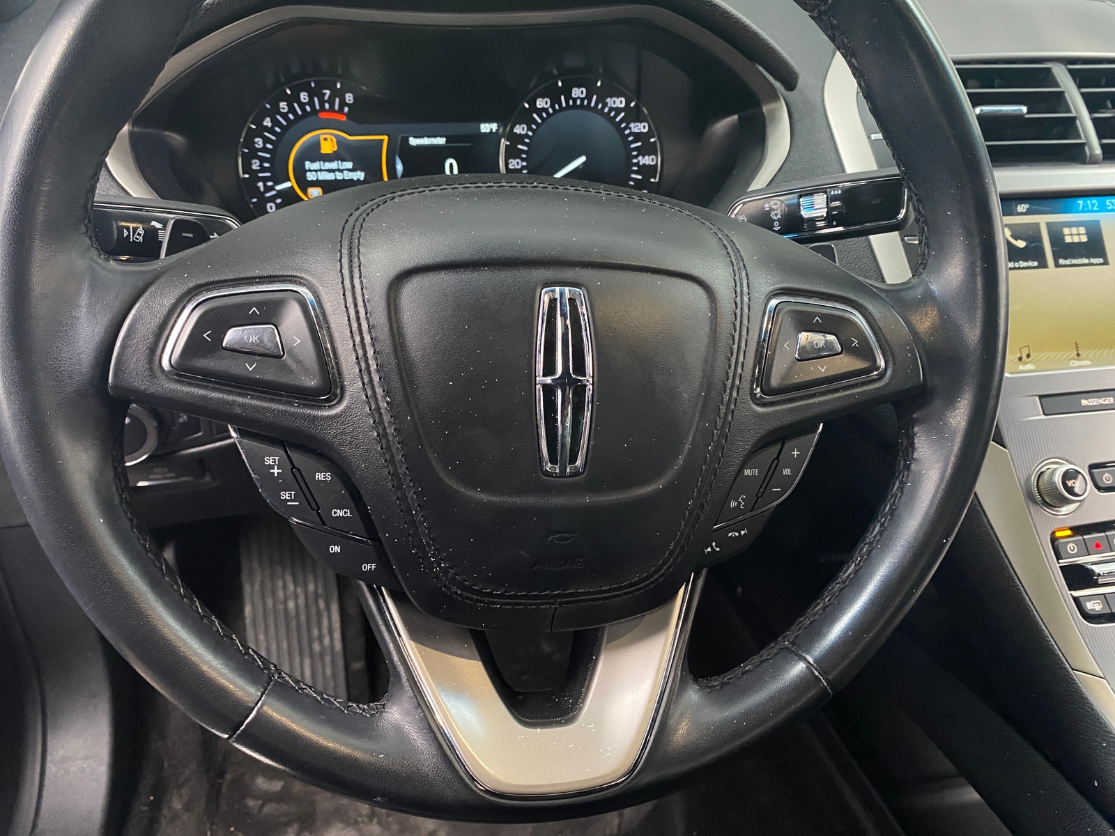 Thumbnail: 2019 Lincoln MKZ - 4