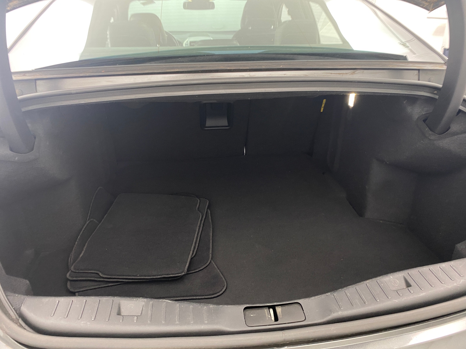 Thumbnail: 2019 Lincoln MKZ - 6