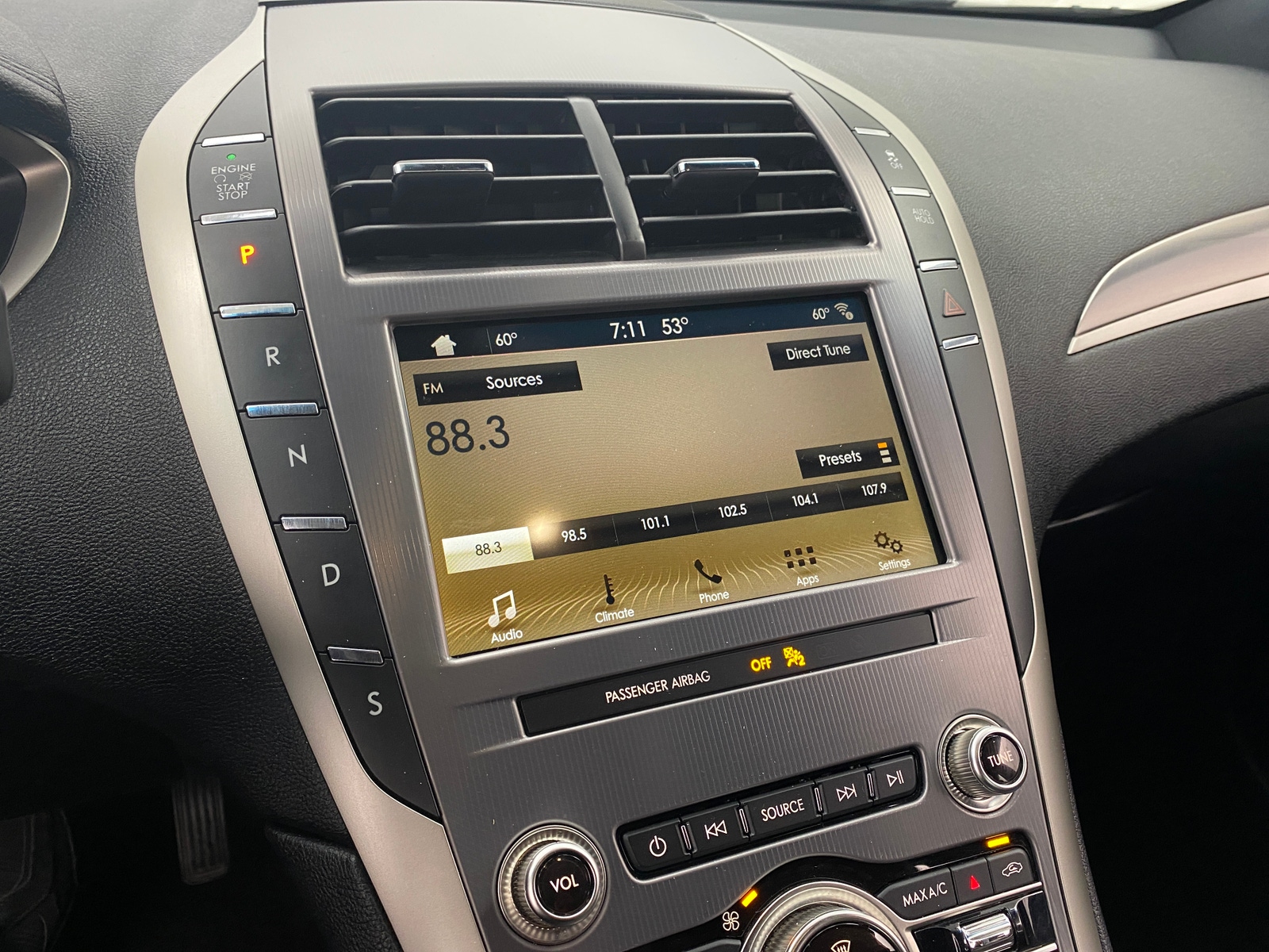 Thumbnail: 2019 Lincoln MKZ - 3