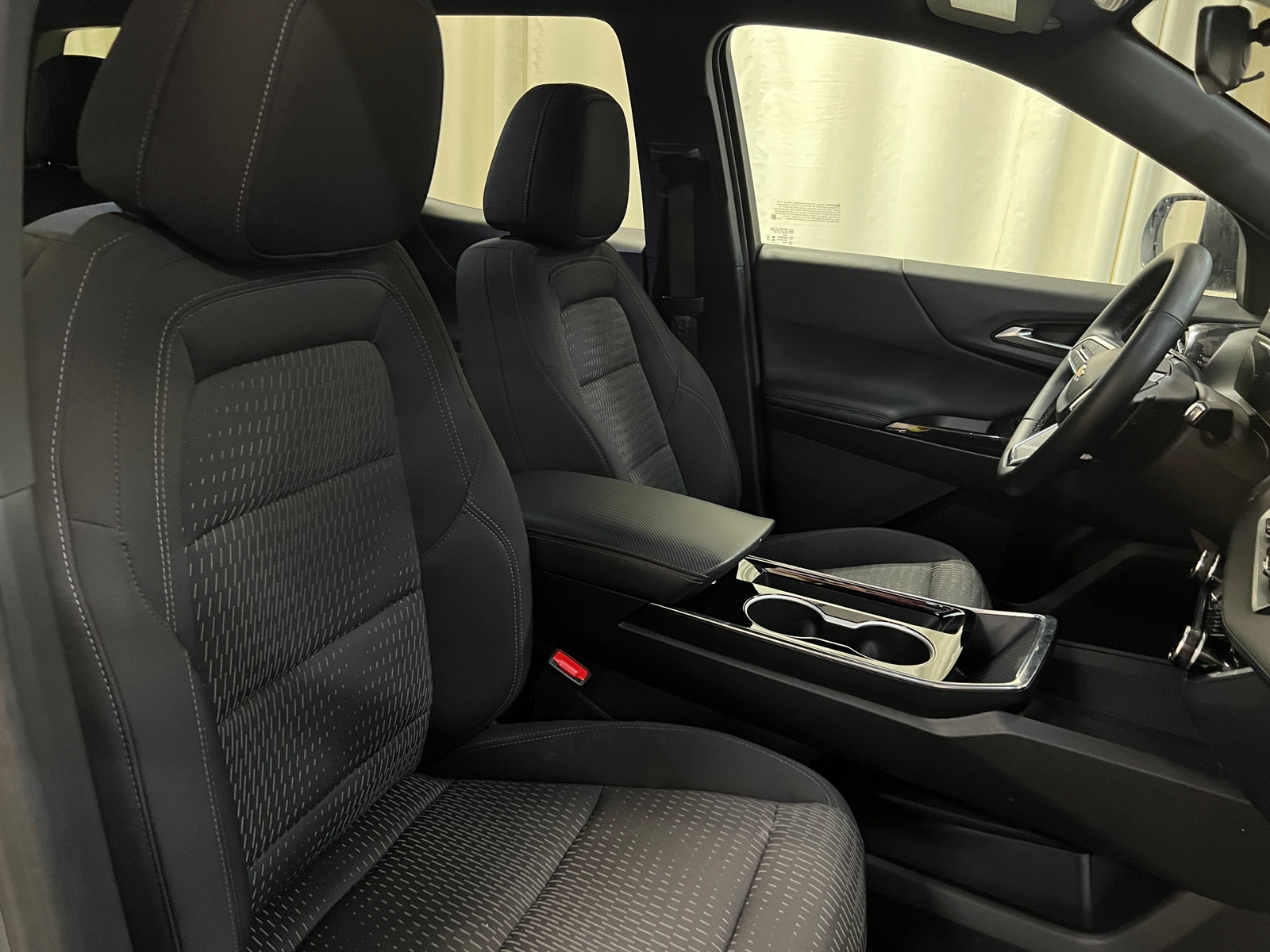 Thumbnail: 2025 Chevrolet Equinox - 2