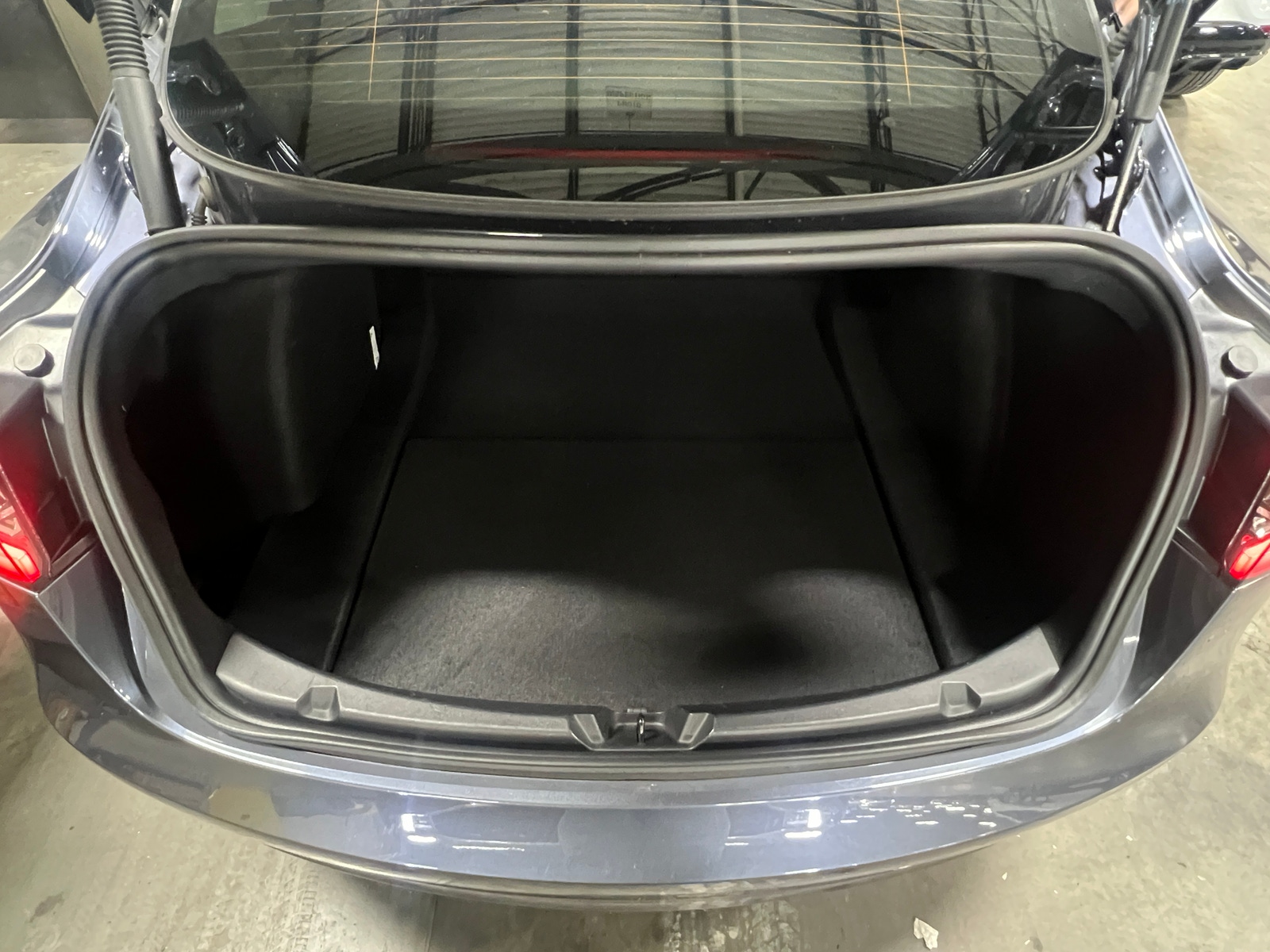 Thumbnail: 2023 Tesla Model 3 - 6