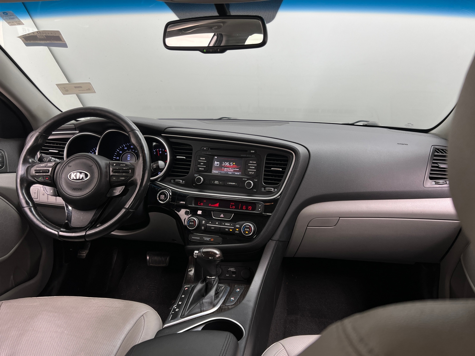 Thumbnail: 2015 Kia Optima - 2