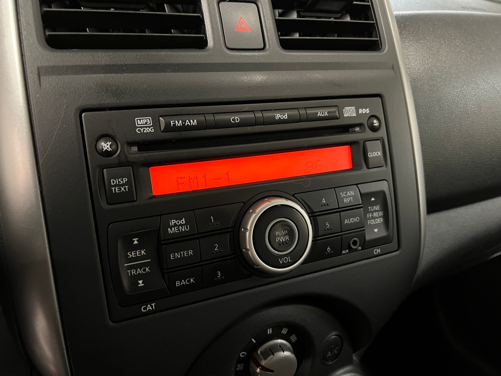 Thumbnail: 2013 Nissan Versa - 4