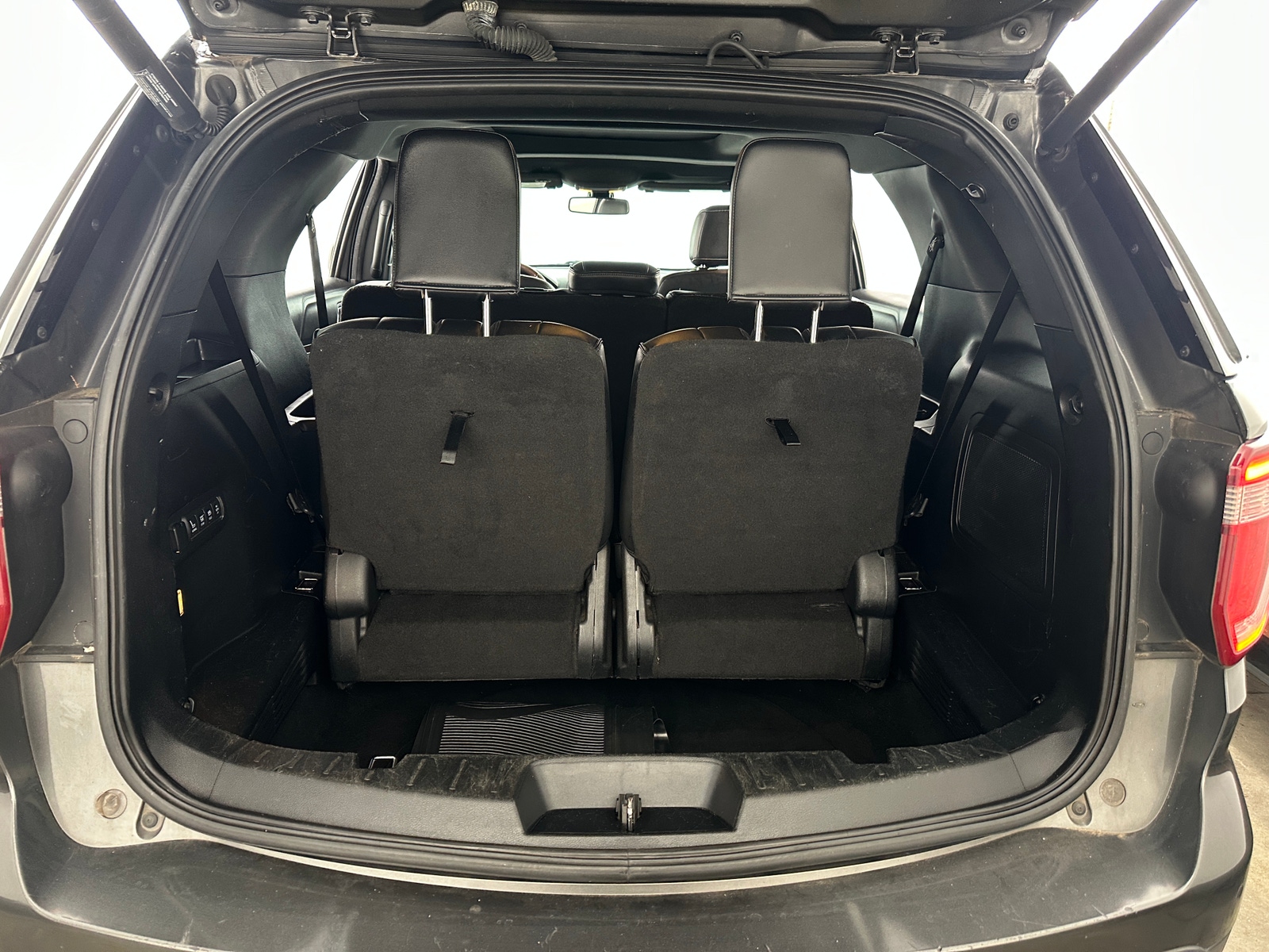 Thumbnail: 2017 Ford Explorer - 6