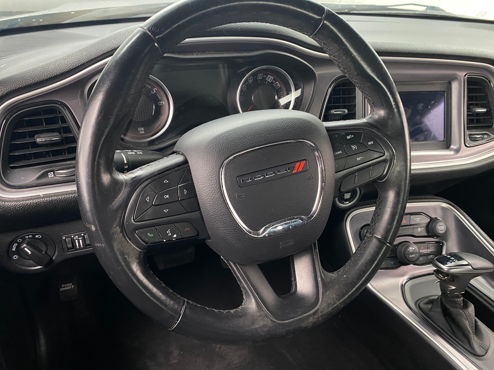 Thumbnail: 2019 Dodge Challenger - 4