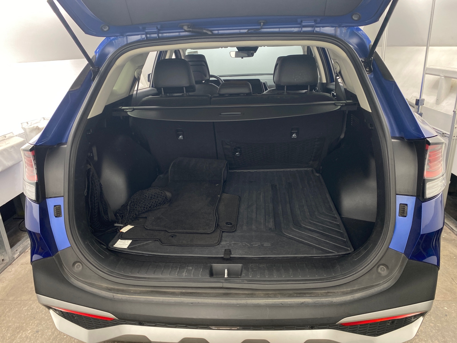 Thumbnail: 2023 Kia Sportage - 6