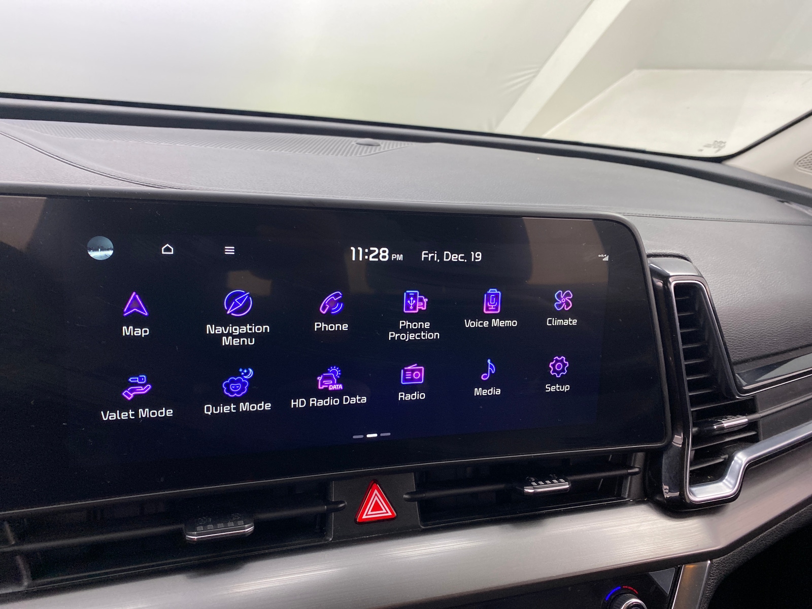 Thumbnail: 2023 Kia Sportage - 3