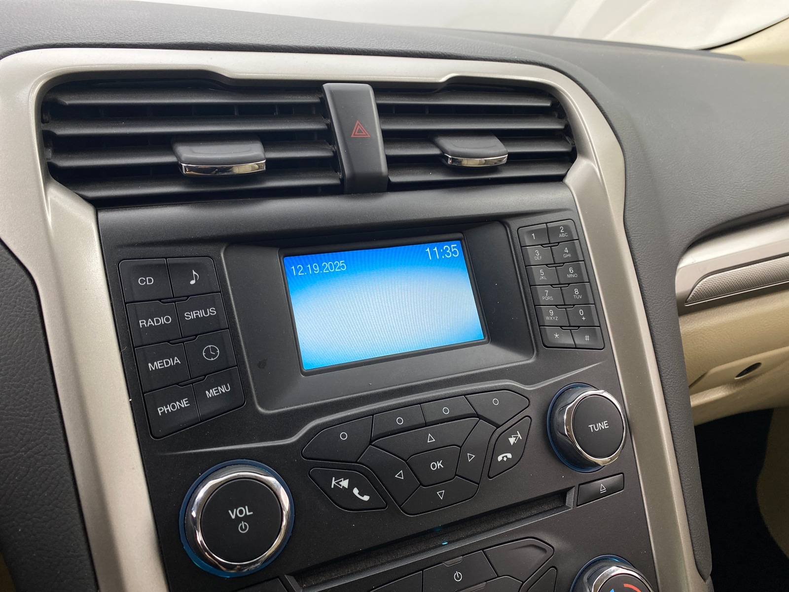 Thumbnail: 2014 Ford Fusion - 4