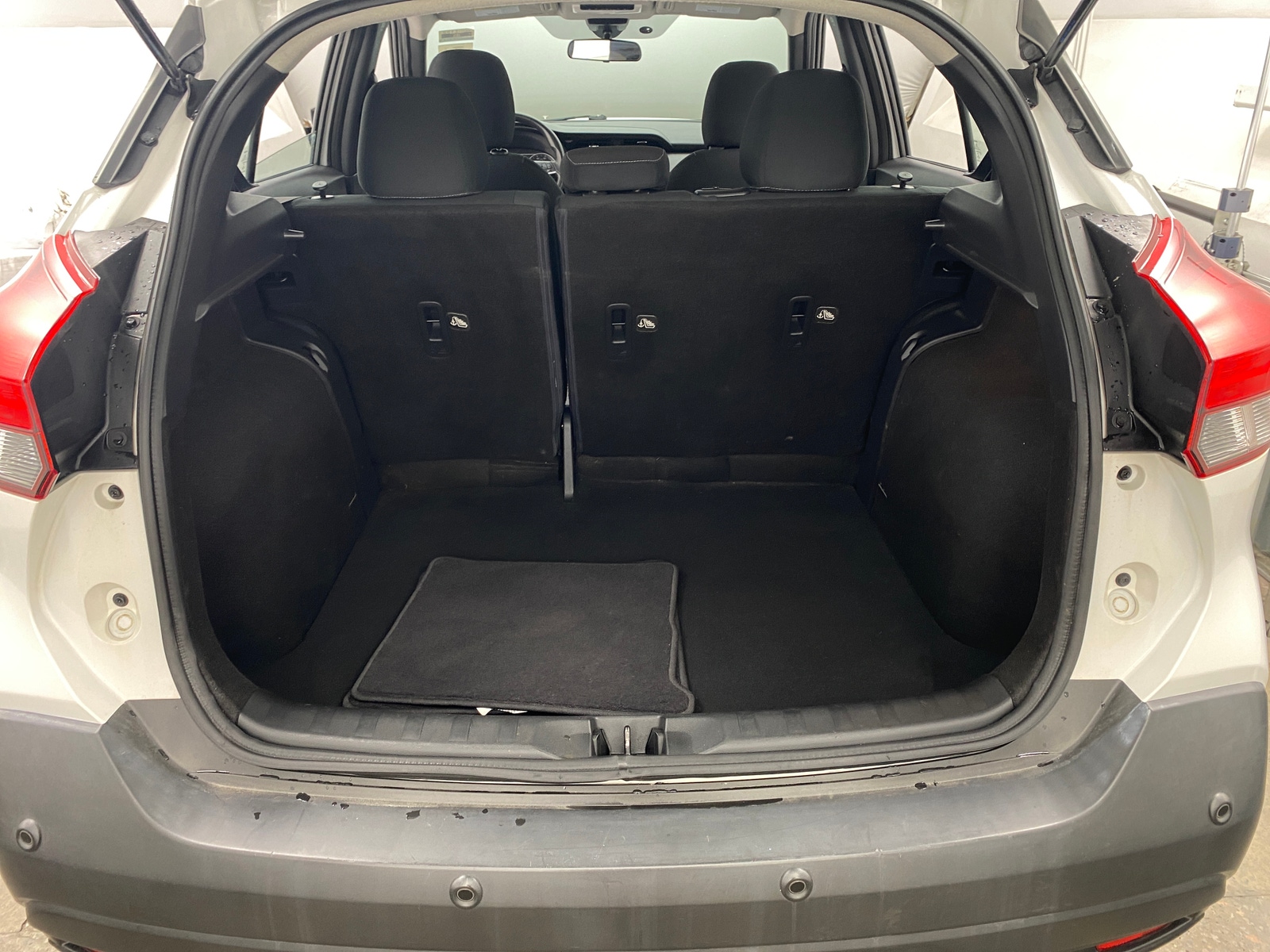 Thumbnail: 2020 Nissan Kicks - 7