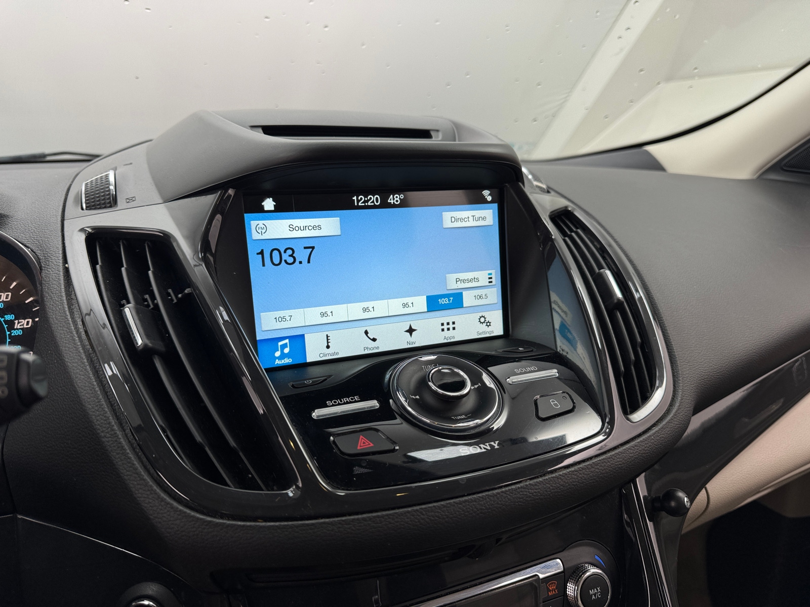 Thumbnail: 2016 Ford Escape - 3