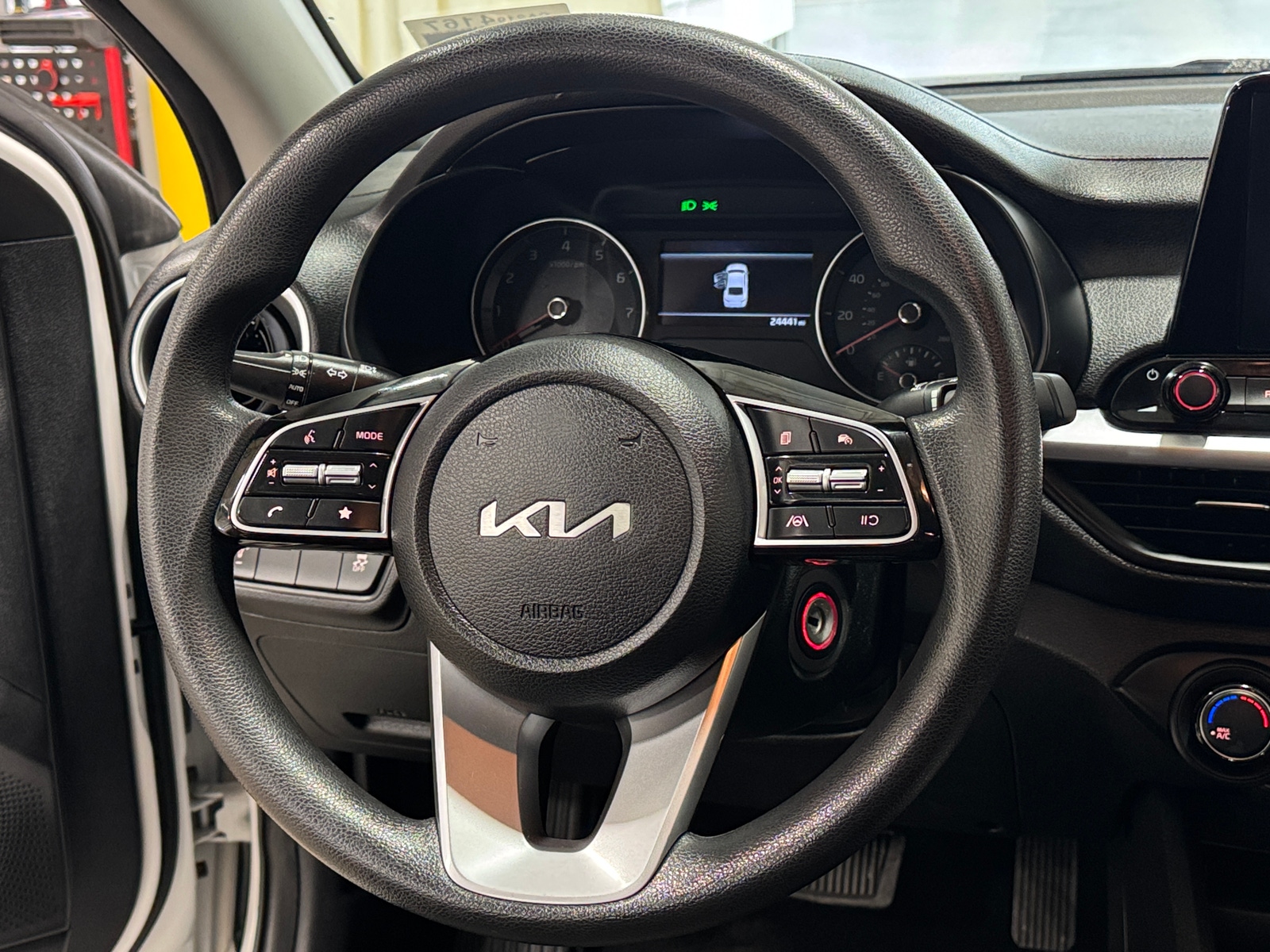 Thumbnail: 2023 Kia Forte - 5