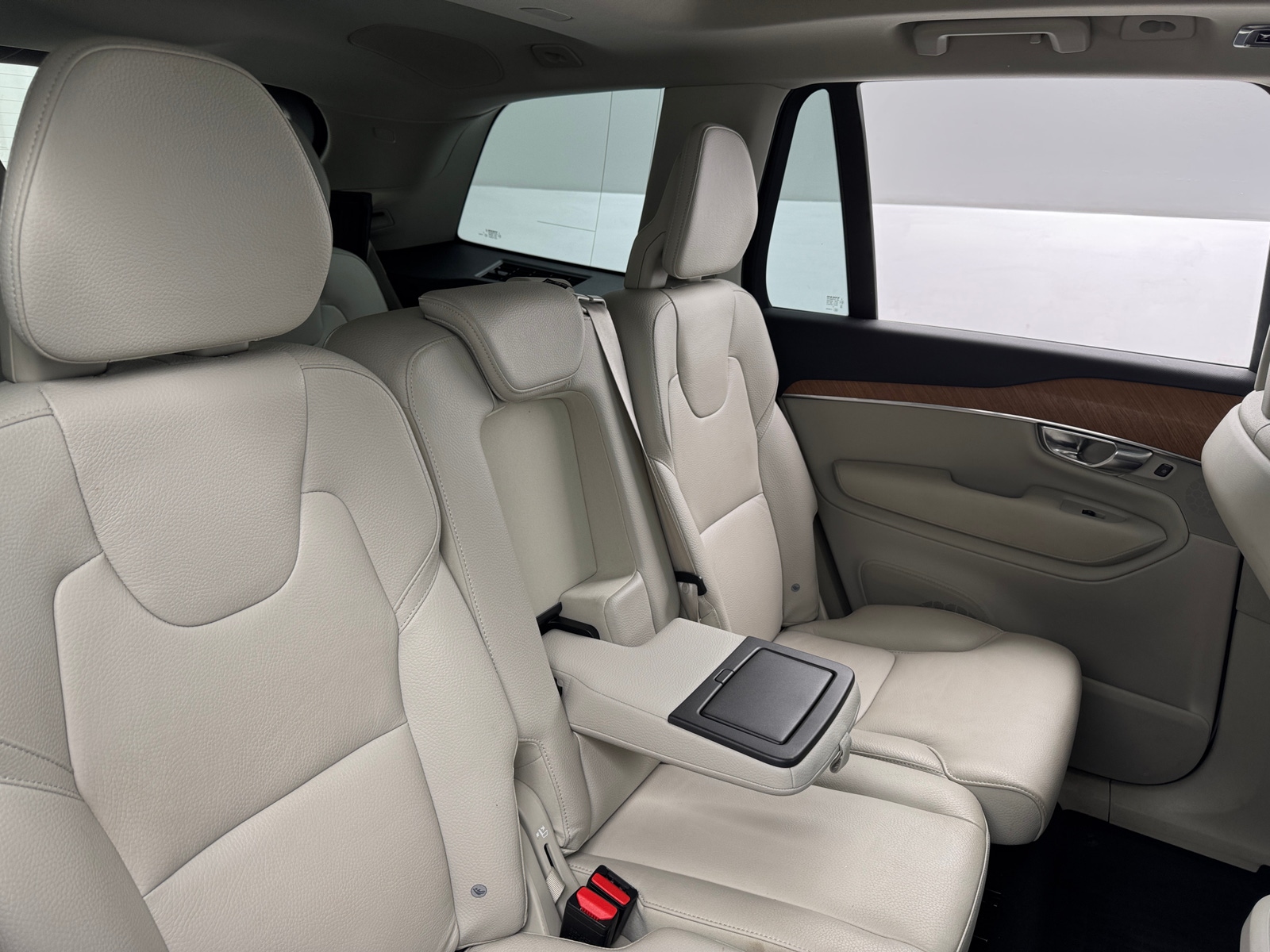 Thumbnail: 2022 Volvo XC90 - 5