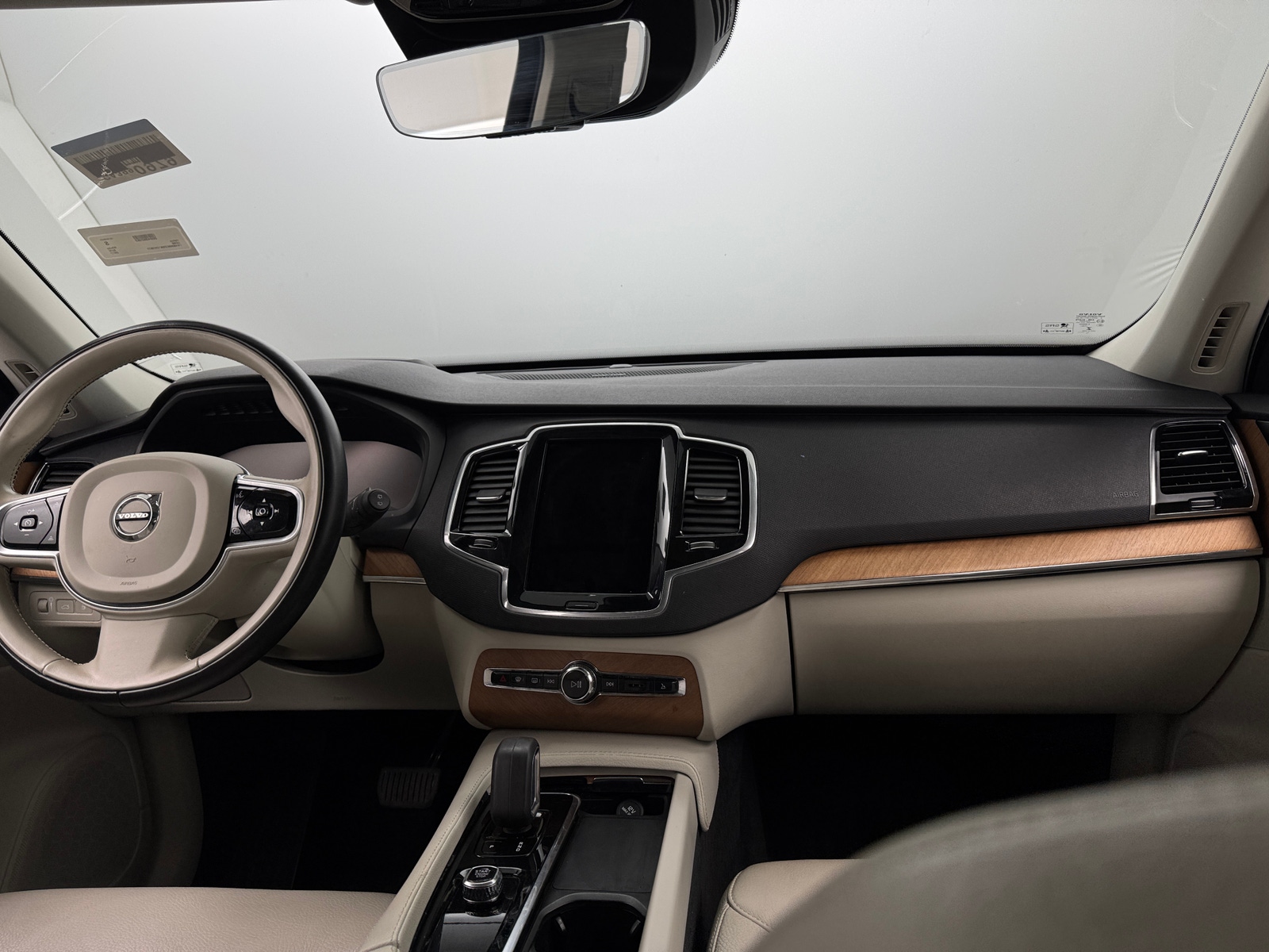 Thumbnail: 2022 Volvo XC90 - 2