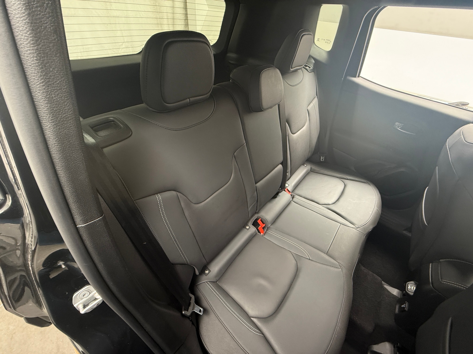 Thumbnail: 2020 Jeep Renegade - 5