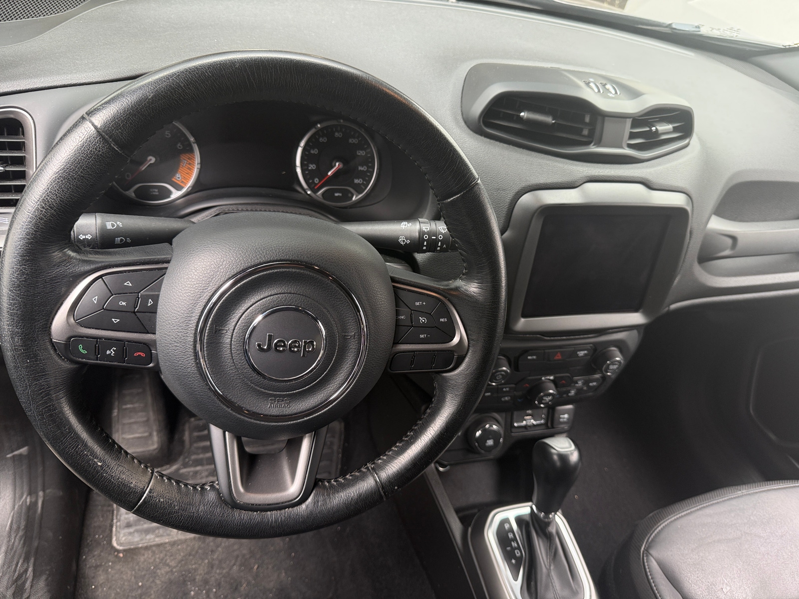 Thumbnail: 2020 Jeep Renegade - 4