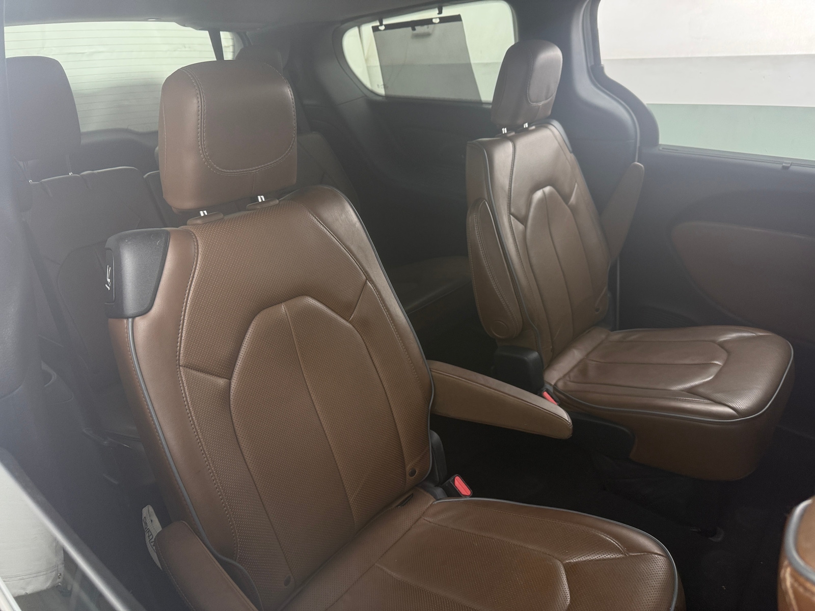 Thumbnail: 2018 Chrysler Pacifica - 5