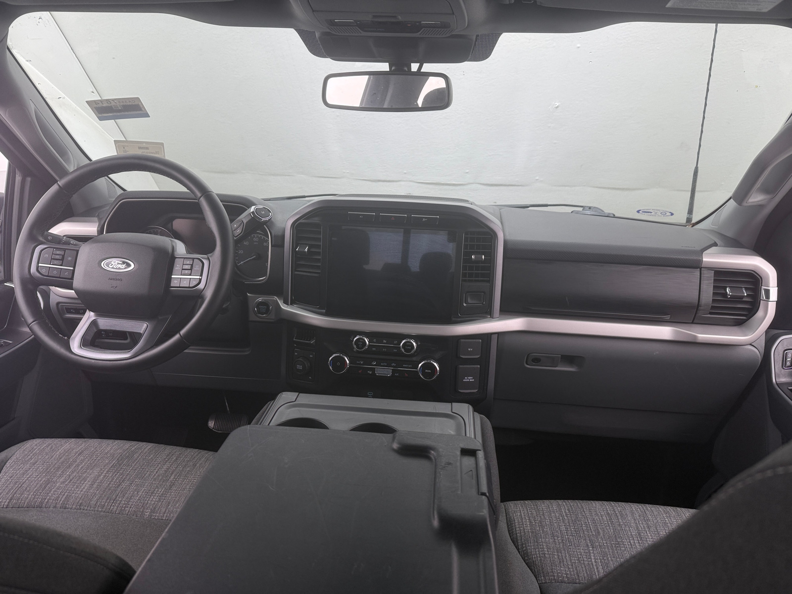 Thumbnail: 2023 Ford Econoline - 3