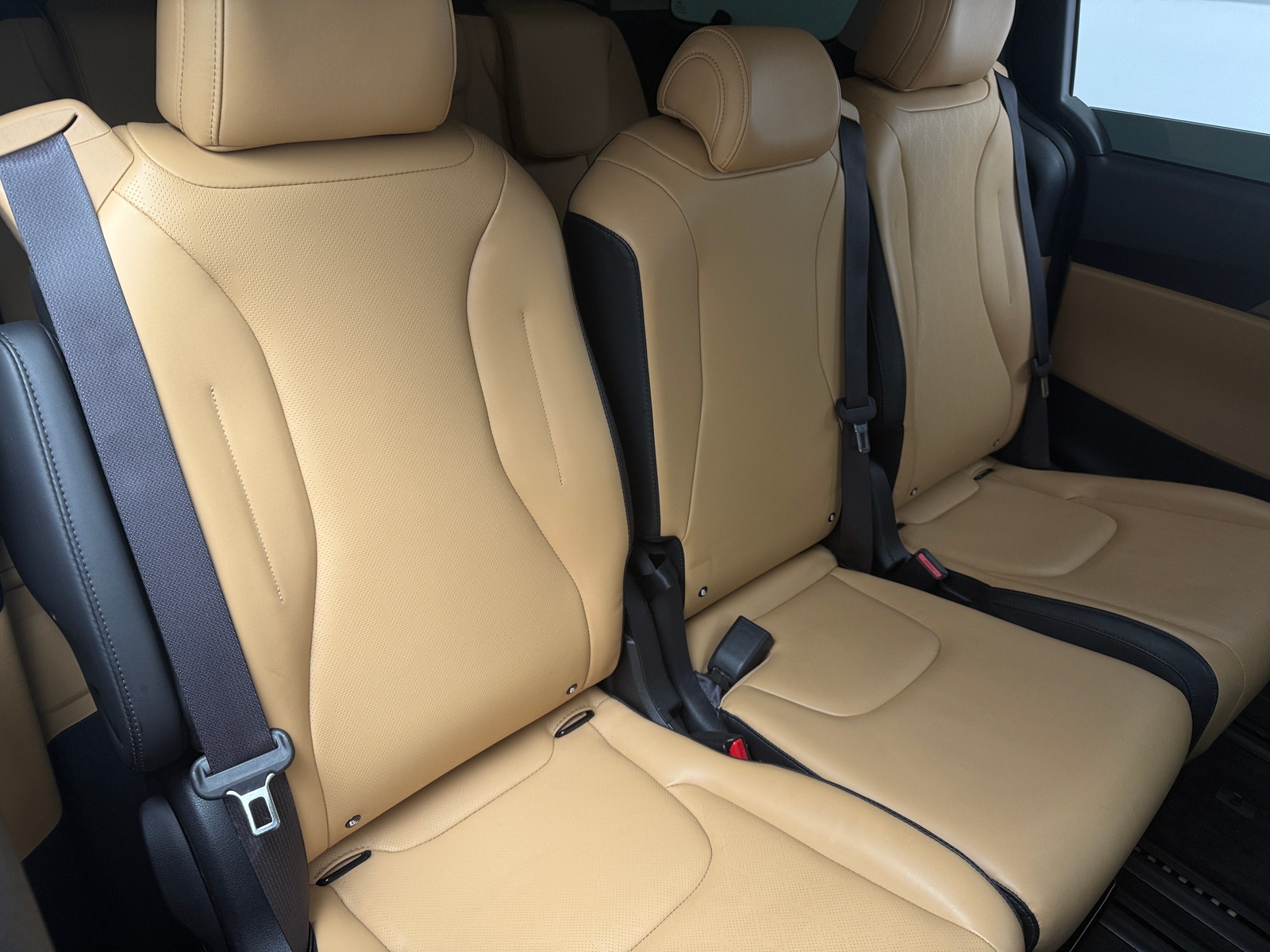 Thumbnail: 2022 Kia Carnival - 6