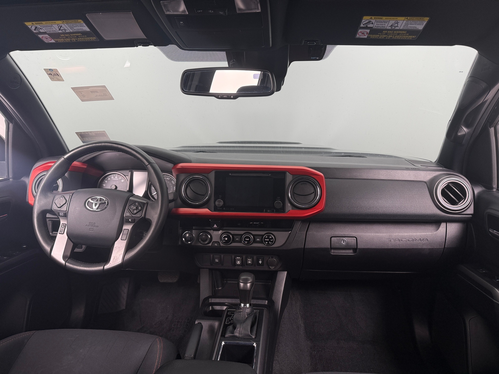 Thumbnail: 2018 Toyota Tacoma - 3