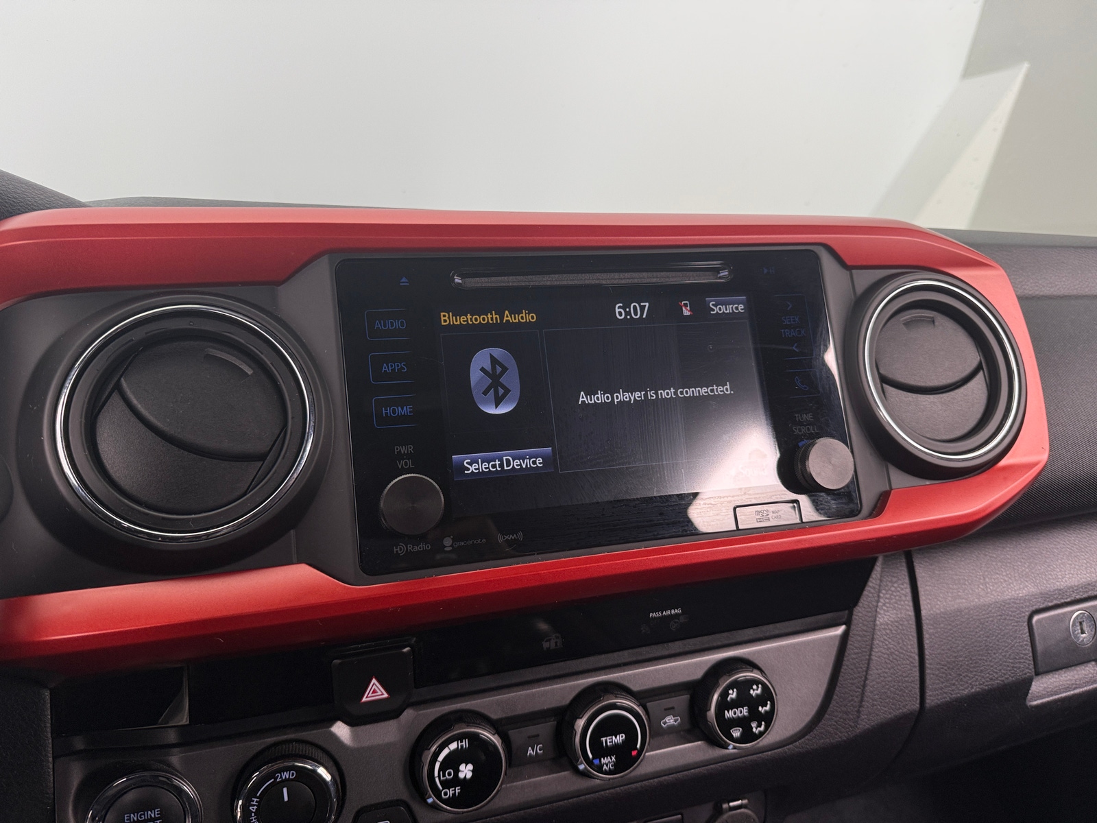 Thumbnail: 2018 Toyota Tacoma - 4