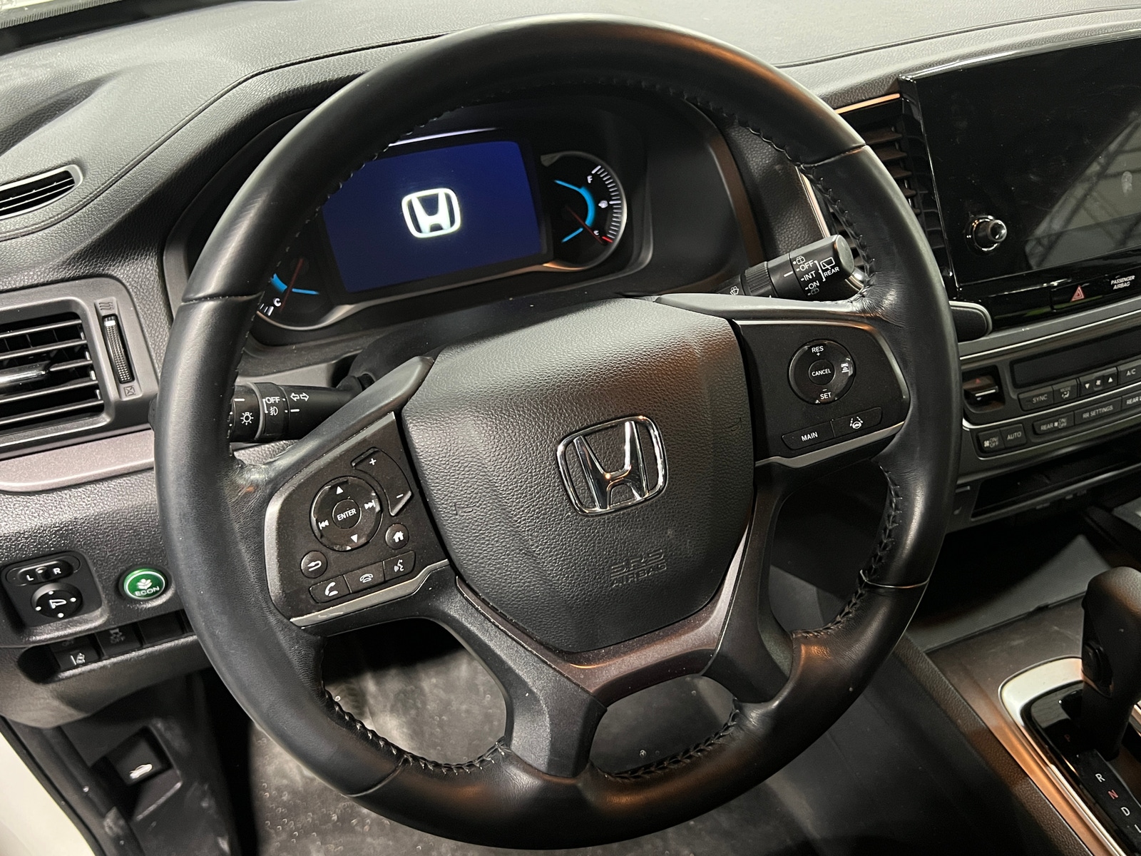 Thumbnail: 2019 Honda Pilot - 4