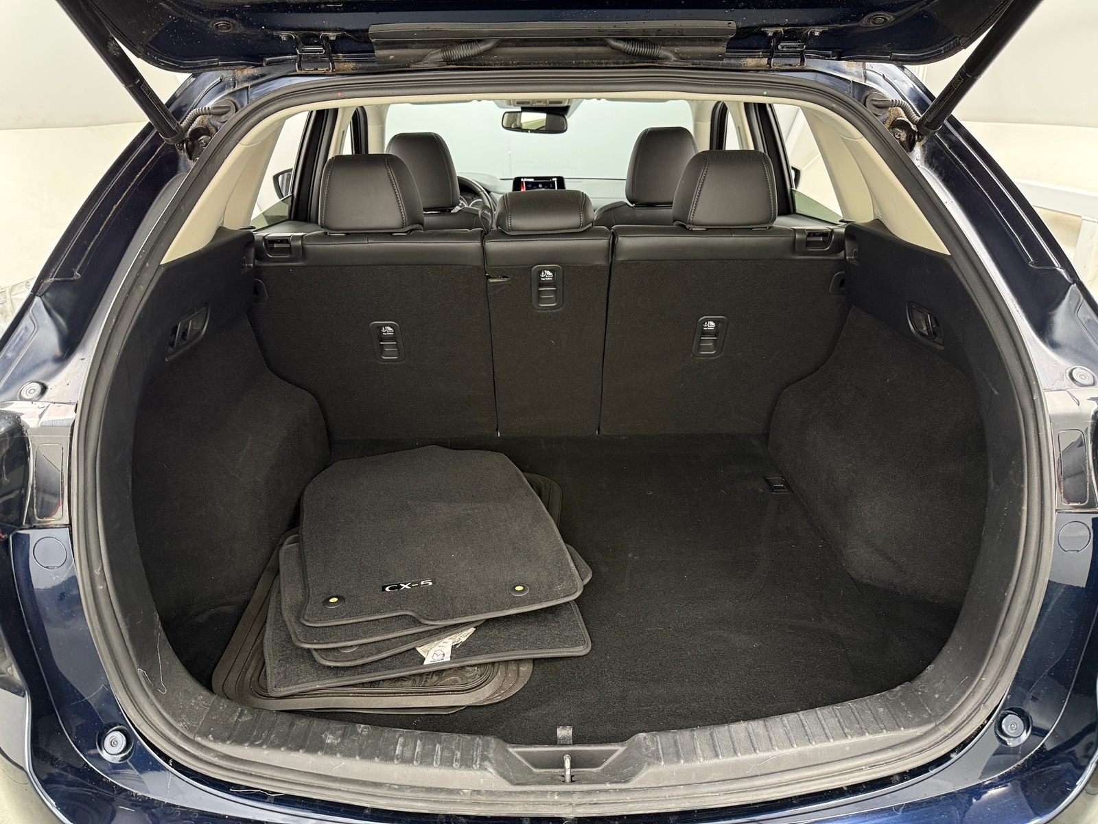 Thumbnail: 2020 Mazda CX-5 - 6