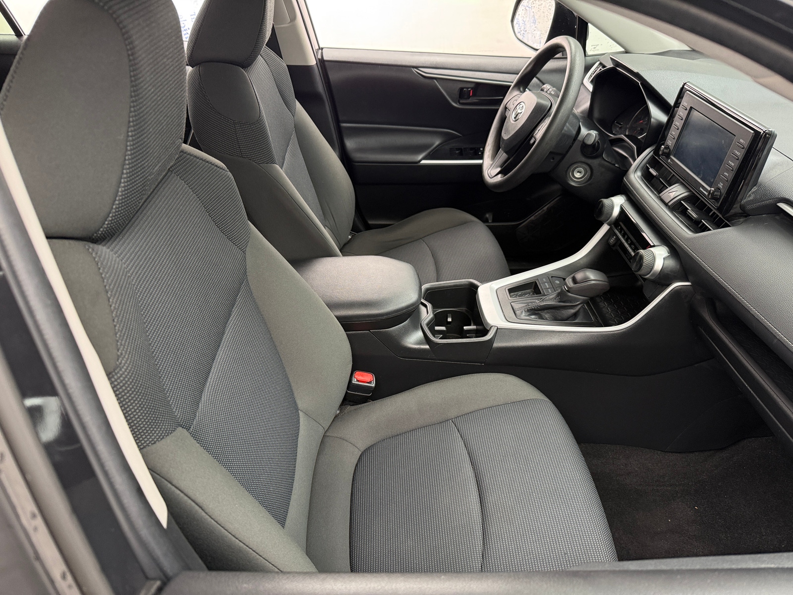 Thumbnail: 2022 Toyota RAV4 - 2