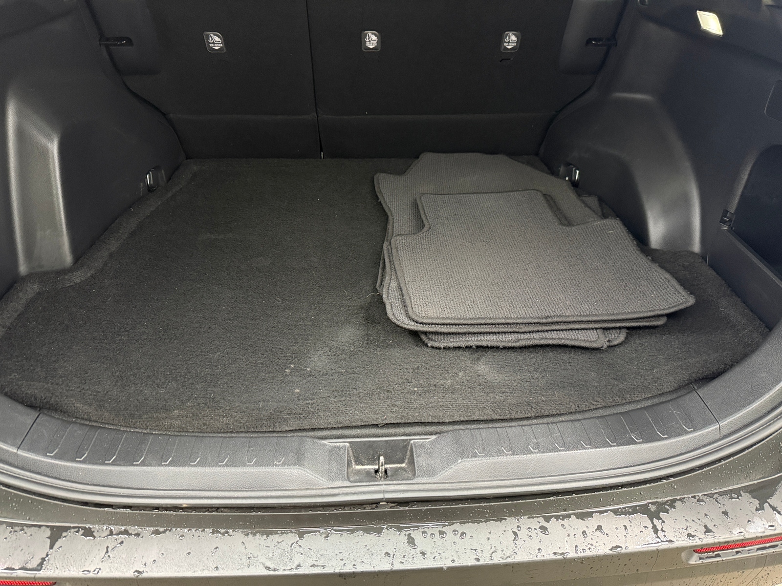 Thumbnail: 2022 Toyota RAV4 - 7