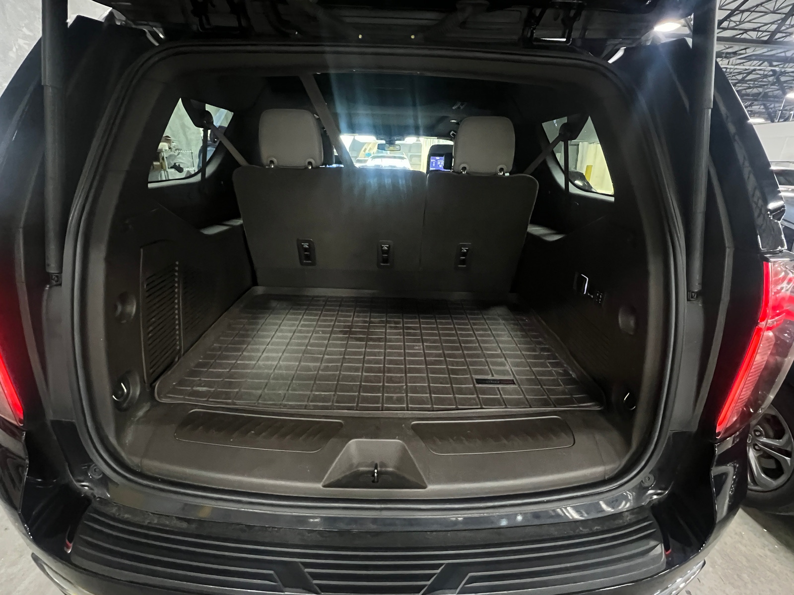 Thumbnail: 2021 Chevrolet Suburban - 6