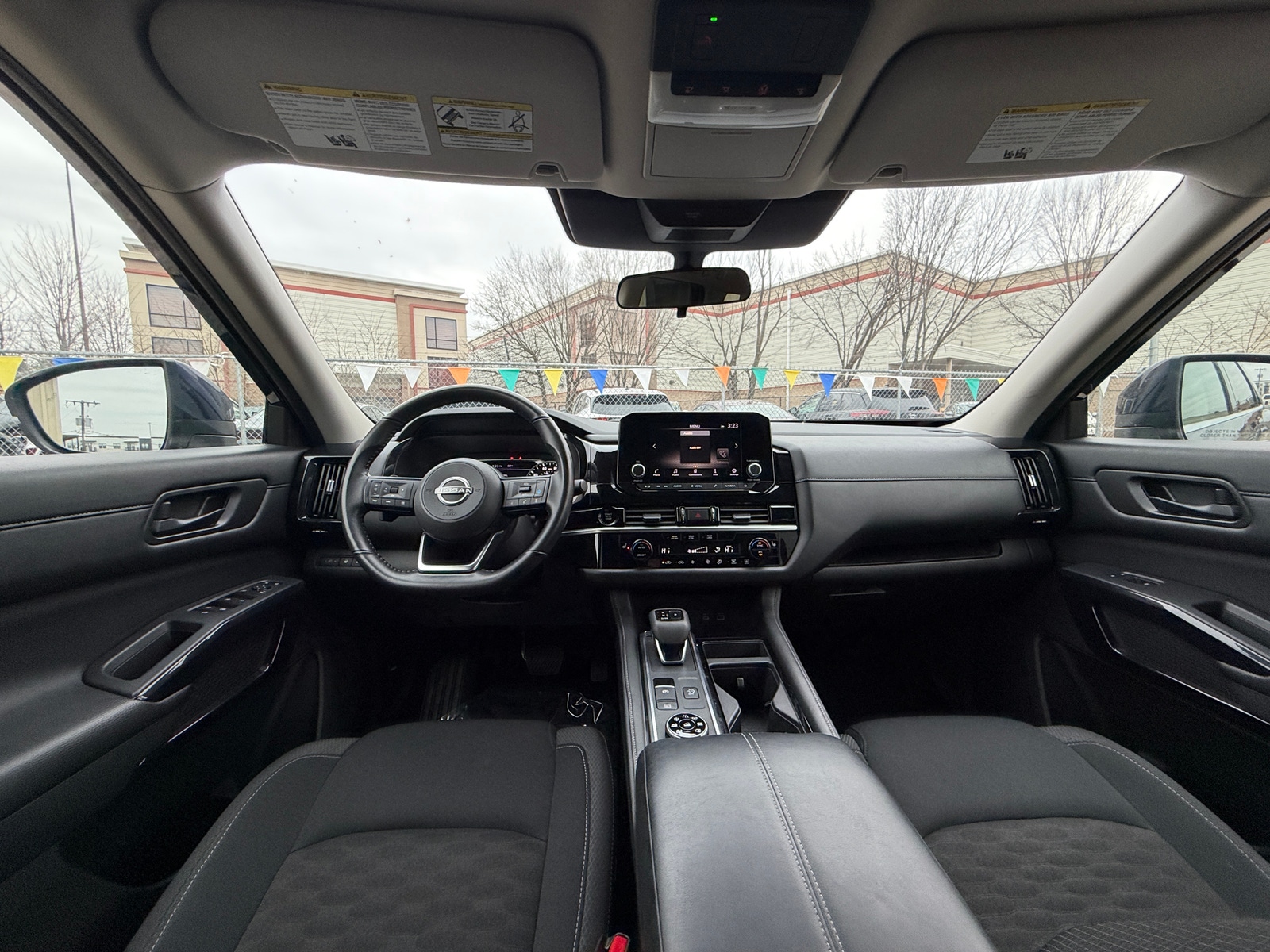 Thumbnail: 2025 Nissan Pathfinder - 3