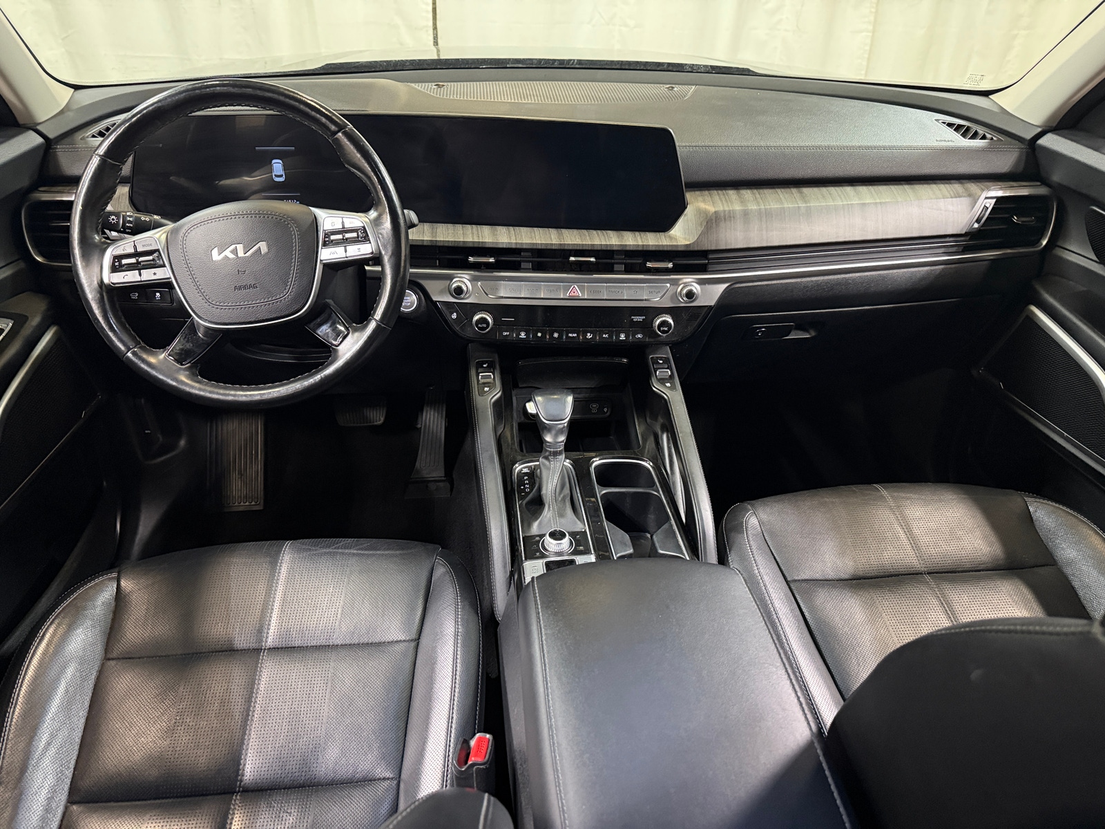 Thumbnail: 2023 Kia Telluride - 2