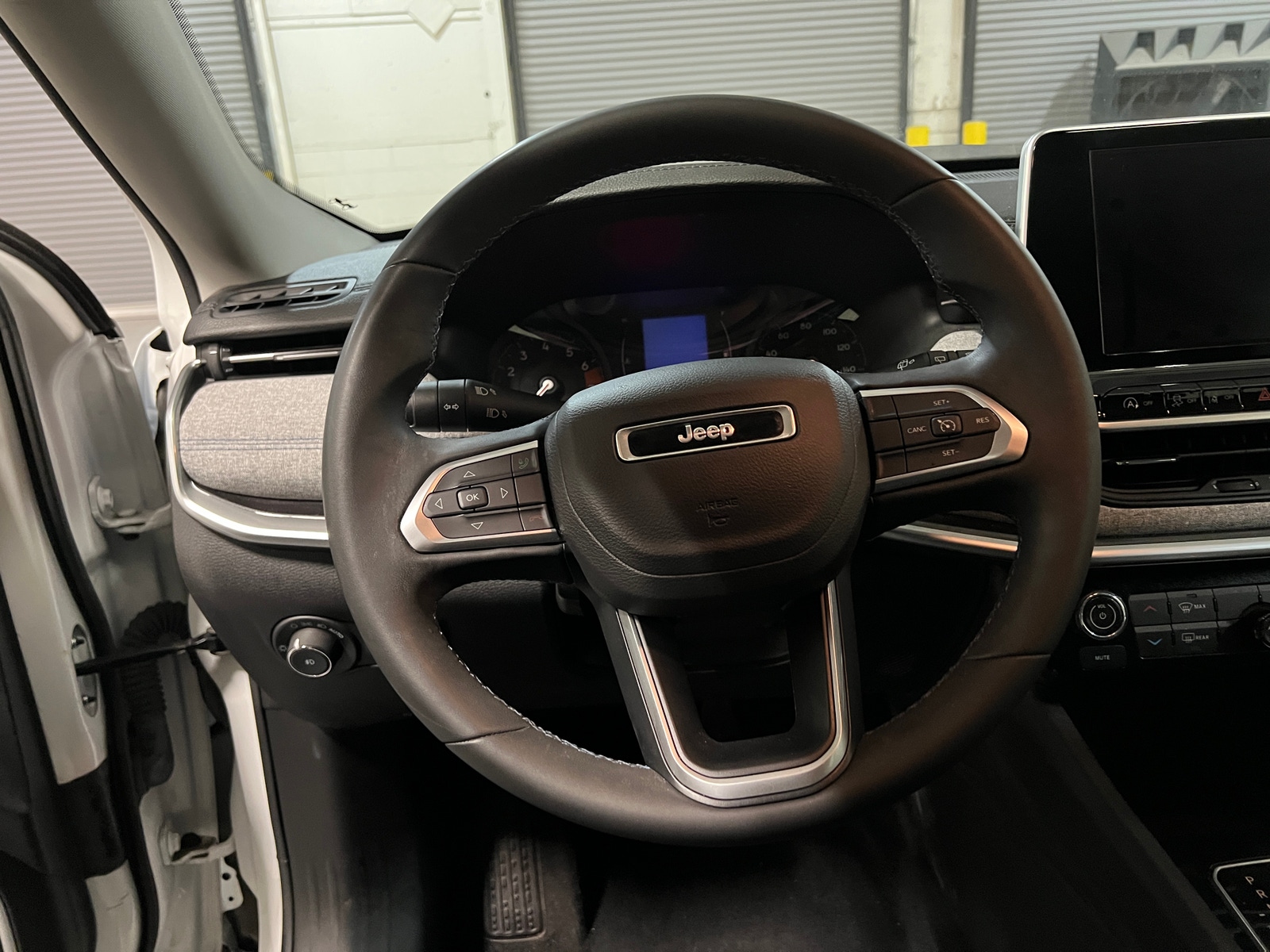 Thumbnail: 2022 Jeep Compass - 5